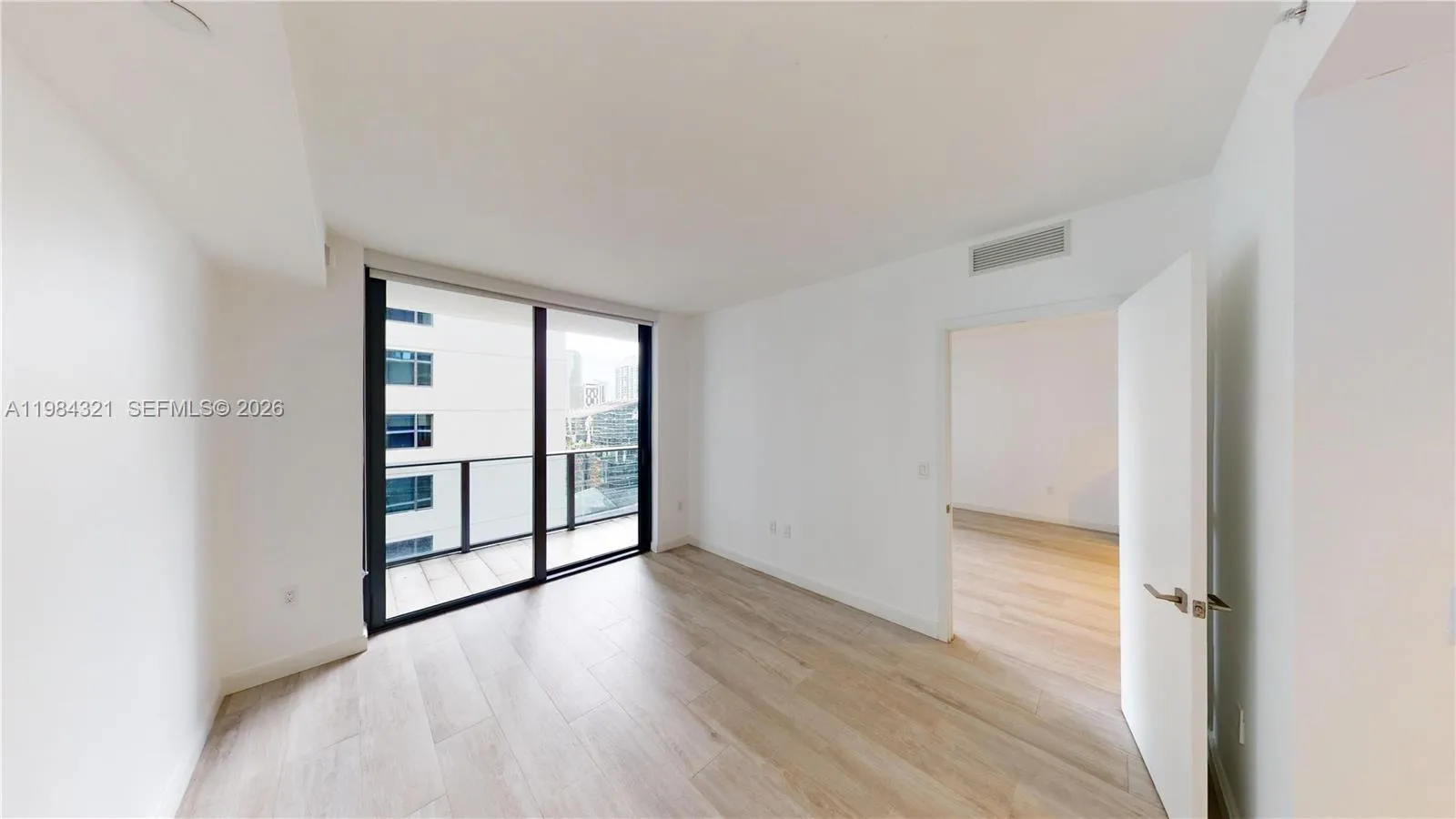 55 Sw 9th St 2010, Miami, Florida 33130, Miami, Florida 33130, 1 Bedroom Bedrooms, ,1 BathroomBathrooms,Residential Lease,For Rent,55 Sw 9th St 2010, Miami, Florida 33130,A11984321