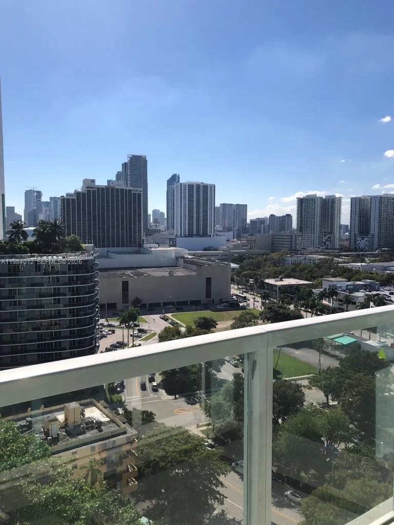 1900 N Bayshore Dr 1619, Miami, Florida 33132, Miami, Florida 33132, 1 Bedroom Bedrooms, ,1 BathroomBathrooms,Residential Lease,For Rent,1900 N Bayshore Dr 1619, Miami, Florida 33132,A11984012
