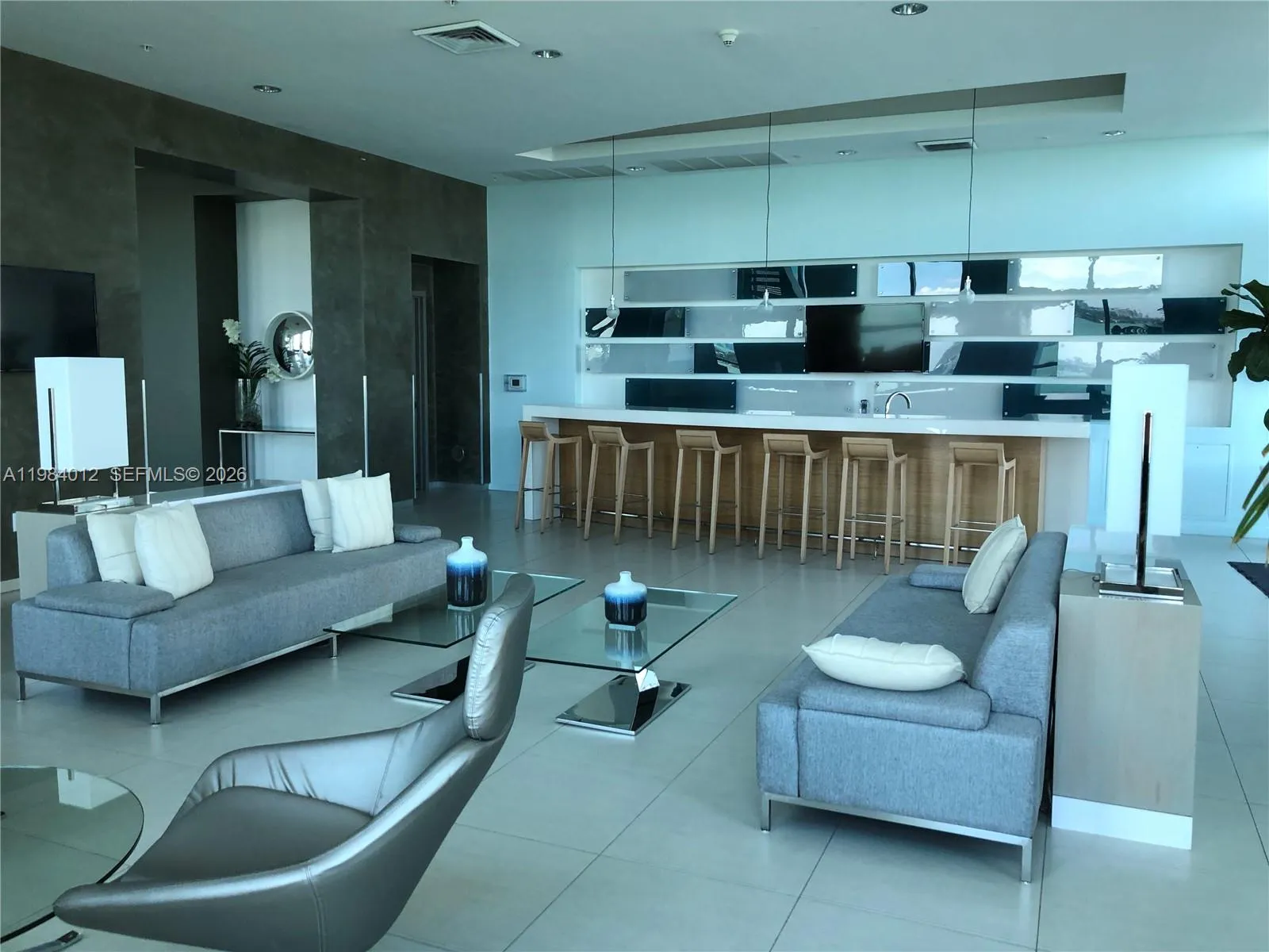 1900 N Bayshore Dr 1619, Miami, Florida 33132, Miami, Florida 33132, 1 Bedroom Bedrooms, ,1 BathroomBathrooms,Residential Lease,For Rent,1900 N Bayshore Dr 1619, Miami, Florida 33132,A11984012