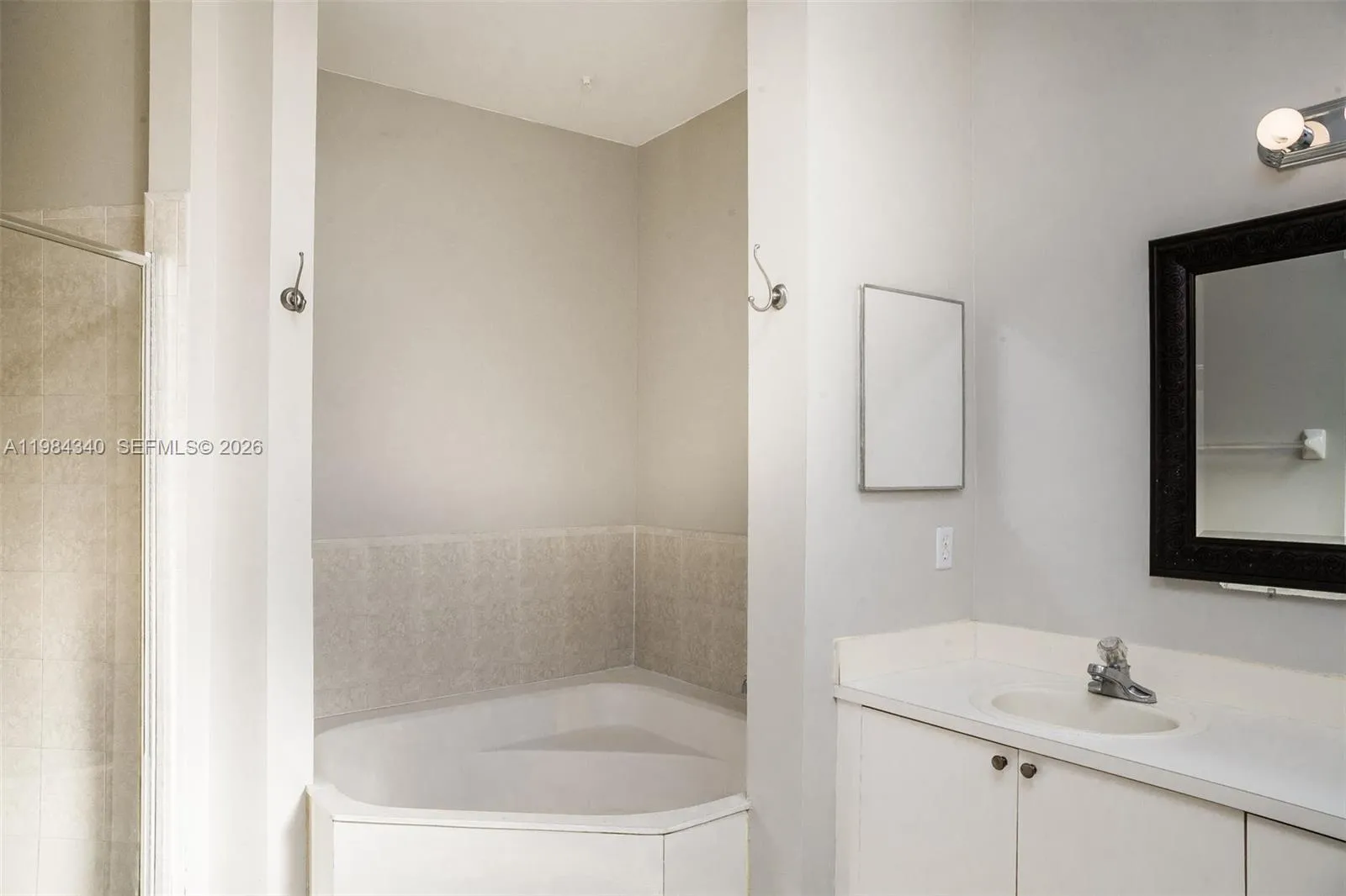 13233 Sw 203 St, Miami, Florida 33177, Miami, Florida 33177, 4 Bedrooms Bedrooms, ,3 BathroomsBathrooms,Residential Lease,For Rent,13233 Sw 203 St, Miami, Florida 33177,A11984340