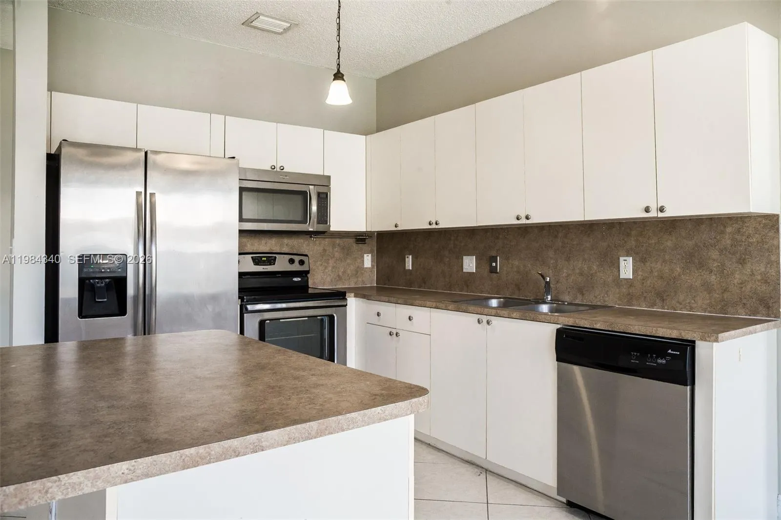 13233 Sw 203 St, Miami, Florida 33177, Miami, Florida 33177, 4 Bedrooms Bedrooms, ,3 BathroomsBathrooms,Residential Lease,For Rent,13233 Sw 203 St, Miami, Florida 33177,A11984340