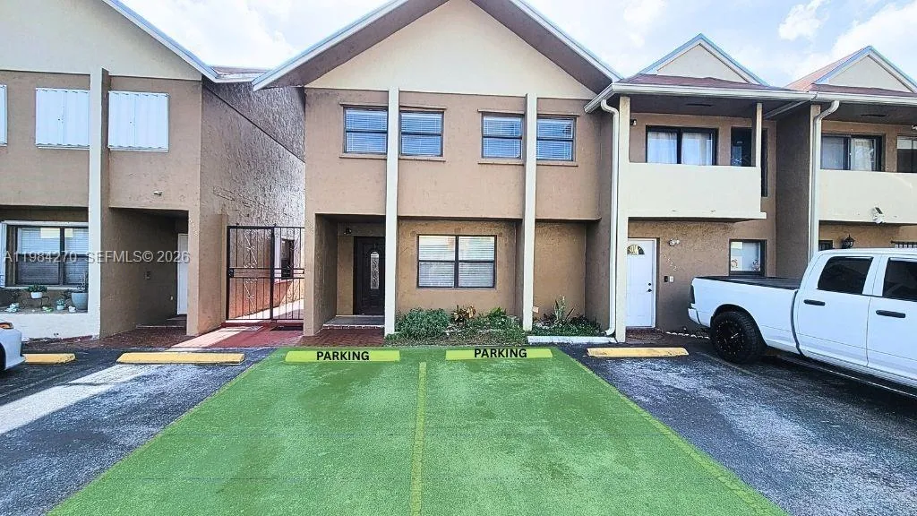 5320 W 26th Ave 108, Hialeah, Florida 33016, Hialeah, Florida 33016, 3 Bedrooms Bedrooms, ,2 BathroomsBathrooms,Residential,For Sale,5320 W 26th Ave 108, Hialeah, Florida 33016,A11984270