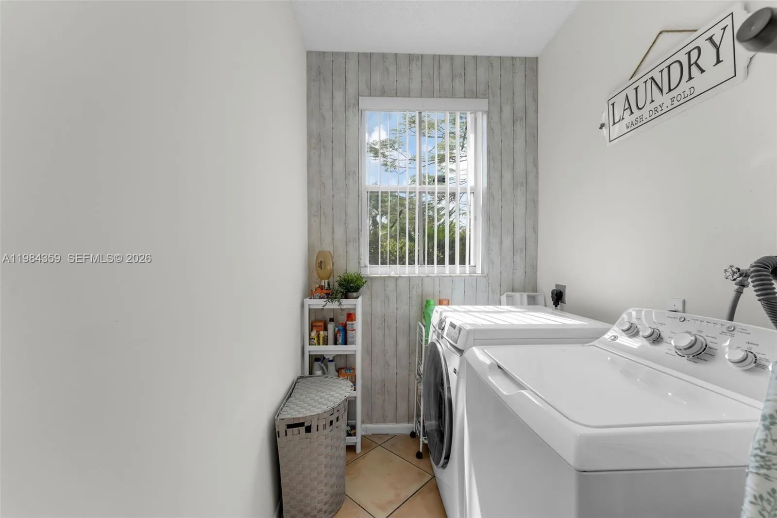 627 Willow Bend Rd, Weston, Florida 33327, Weston, Florida 33327, 4 Bedrooms Bedrooms, ,2 BathroomsBathrooms,Residential,For Sale,627 Willow Bend Rd, Weston, Florida 33327,A11984359