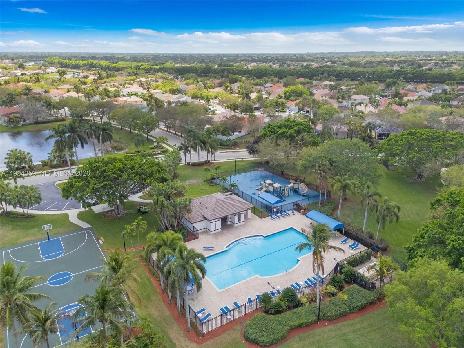627 Willow Bend Rd, Weston, Florida 33327, Weston, Florida 33327, 4 Bedrooms Bedrooms, ,2 BathroomsBathrooms,Residential,For Sale,627 Willow Bend Rd, Weston, Florida 33327,A11984359