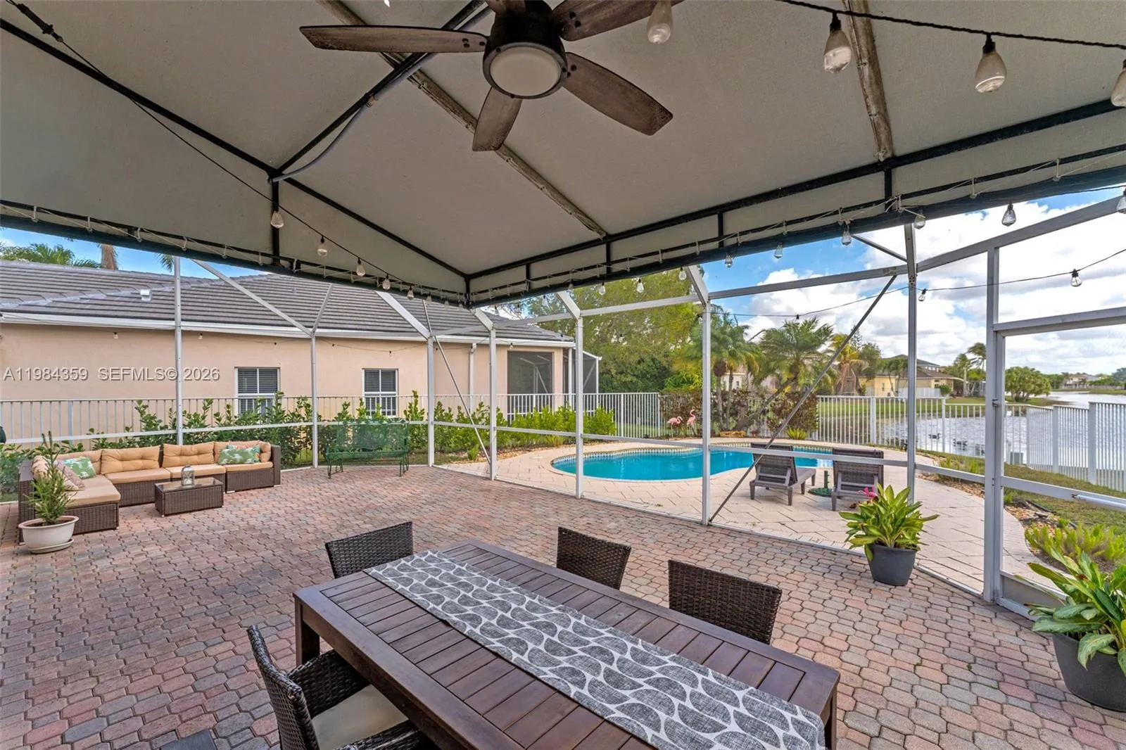 627 Willow Bend Rd, Weston, Florida 33327, Weston, Florida 33327, 4 Bedrooms Bedrooms, ,2 BathroomsBathrooms,Residential,For Sale,627 Willow Bend Rd, Weston, Florida 33327,A11984359