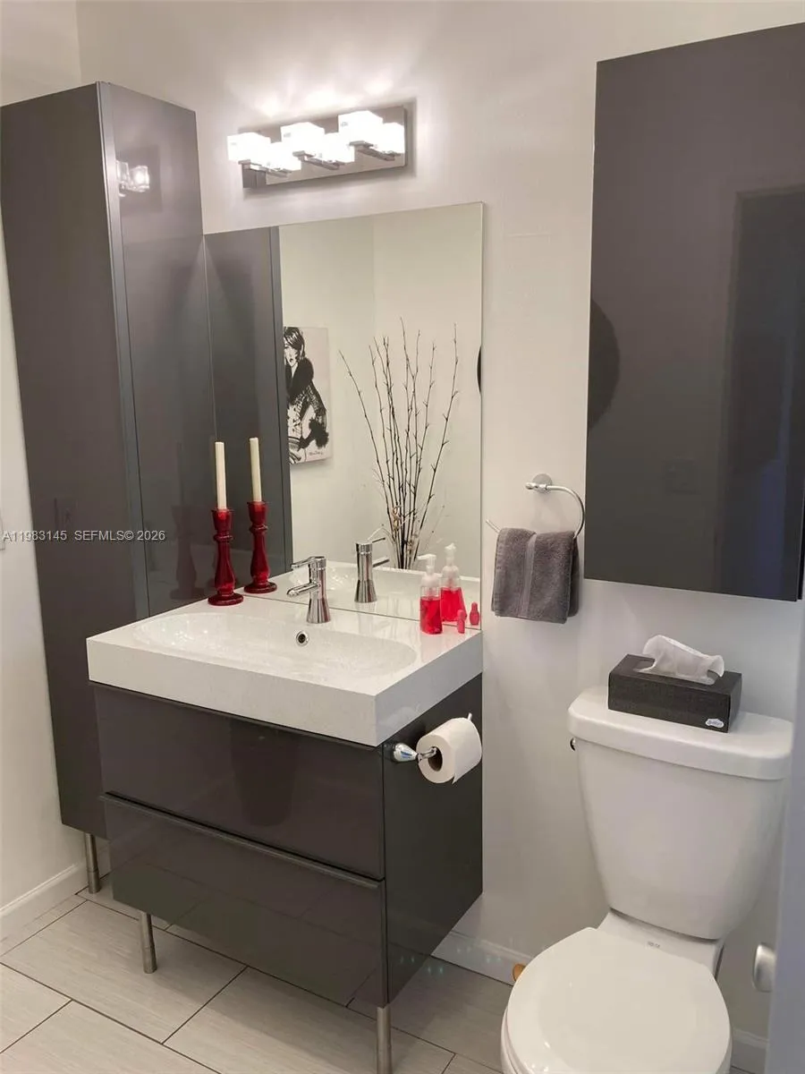 4341 Nw 16th St 308, Lauderhill, Florida 33313, Lauderhill, Florida 33313, 1 Bedroom Bedrooms, ,1 BathroomBathrooms,Residential,For Sale,4341 Nw 16th St 308, Lauderhill, Florida 33313,A11983145