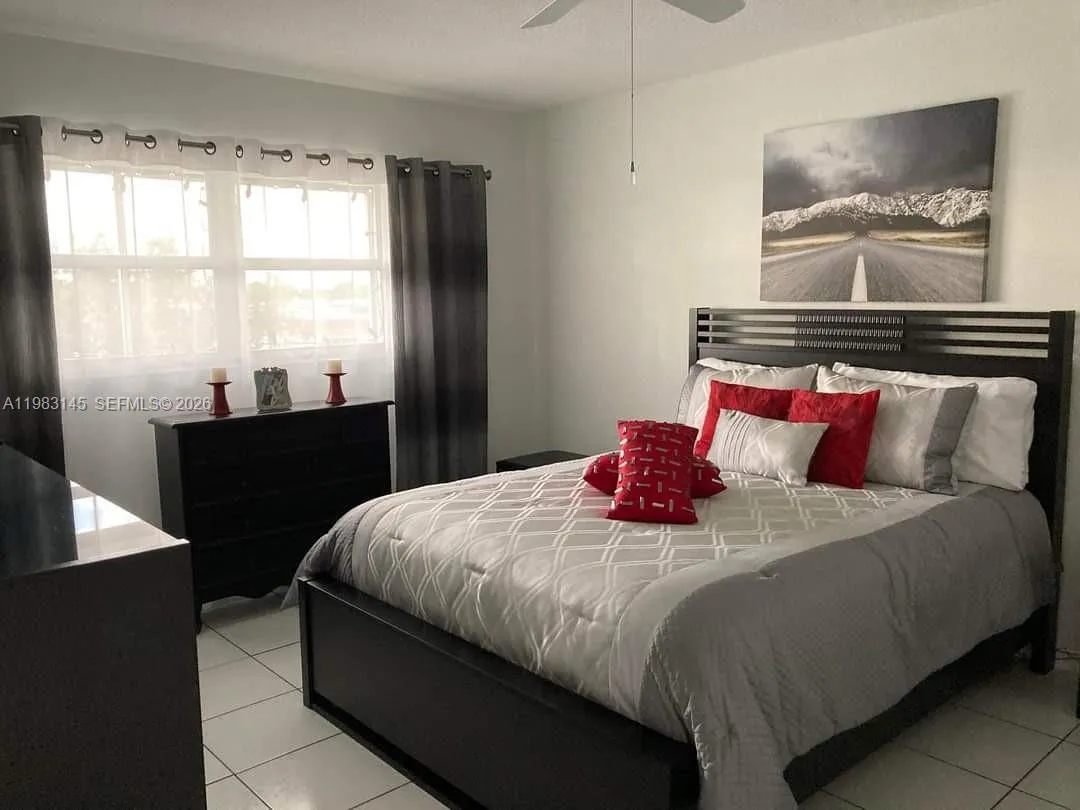 4341 Nw 16th St 308, Lauderhill, Florida 33313, Lauderhill, Florida 33313, 1 Bedroom Bedrooms, ,1 BathroomBathrooms,Residential,For Sale,4341 Nw 16th St 308, Lauderhill, Florida 33313,A11983145