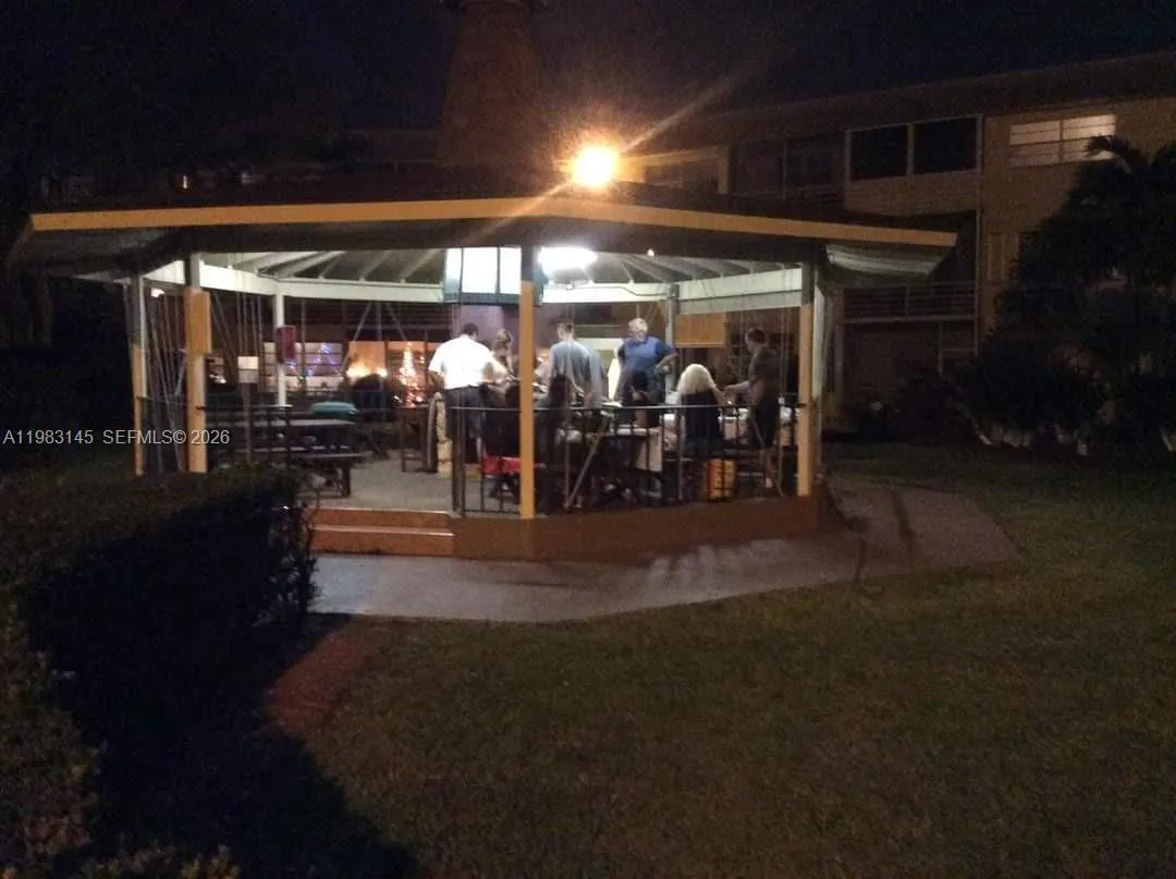 4341 Nw 16th St 308, Lauderhill, Florida 33313, Lauderhill, Florida 33313, 1 Bedroom Bedrooms, ,1 BathroomBathrooms,Residential,For Sale,4341 Nw 16th St 308, Lauderhill, Florida 33313,A11983145