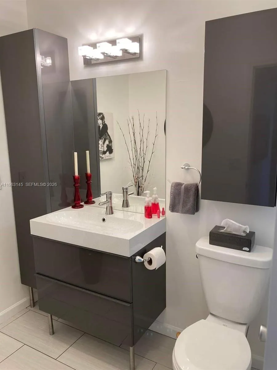 4341 Nw 16th St 308, Lauderhill, Florida 33313, Lauderhill, Florida 33313, 1 Bedroom Bedrooms, ,1 BathroomBathrooms,Residential,For Sale,4341 Nw 16th St 308, Lauderhill, Florida 33313,A11983145