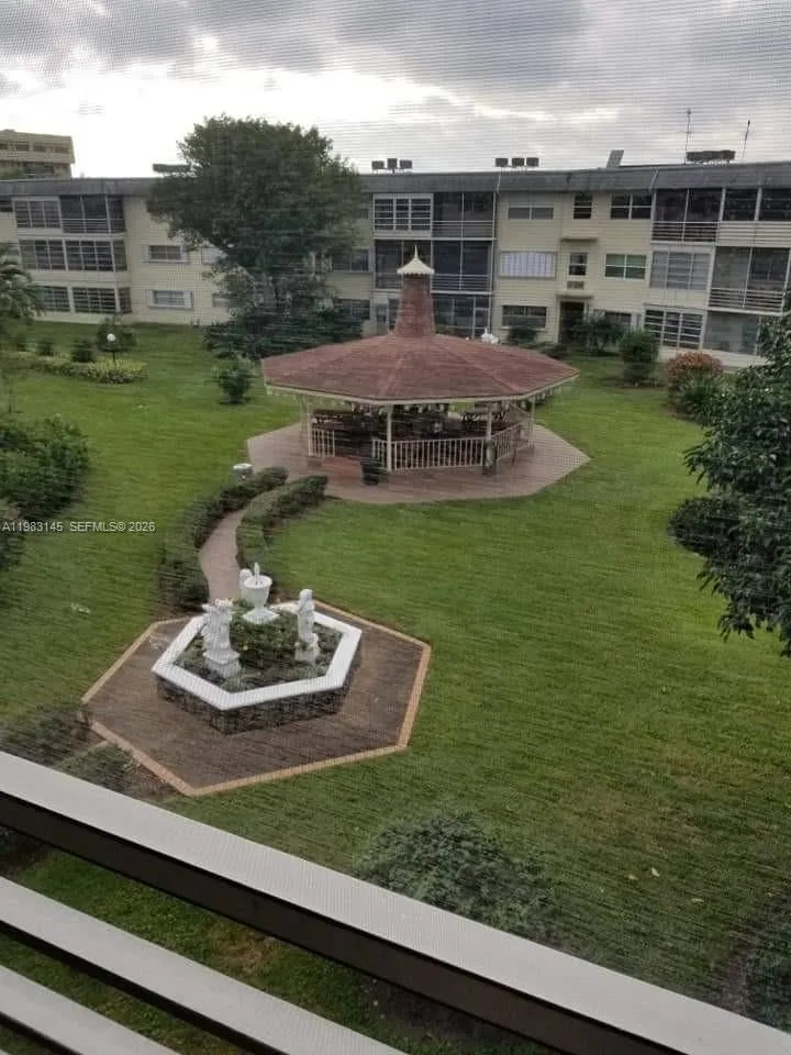 4341 Nw 16th St 308, Lauderhill, Florida 33313, Lauderhill, Florida 33313, 1 Bedroom Bedrooms, ,1 BathroomBathrooms,Residential,For Sale,4341 Nw 16th St 308, Lauderhill, Florida 33313,A11983145