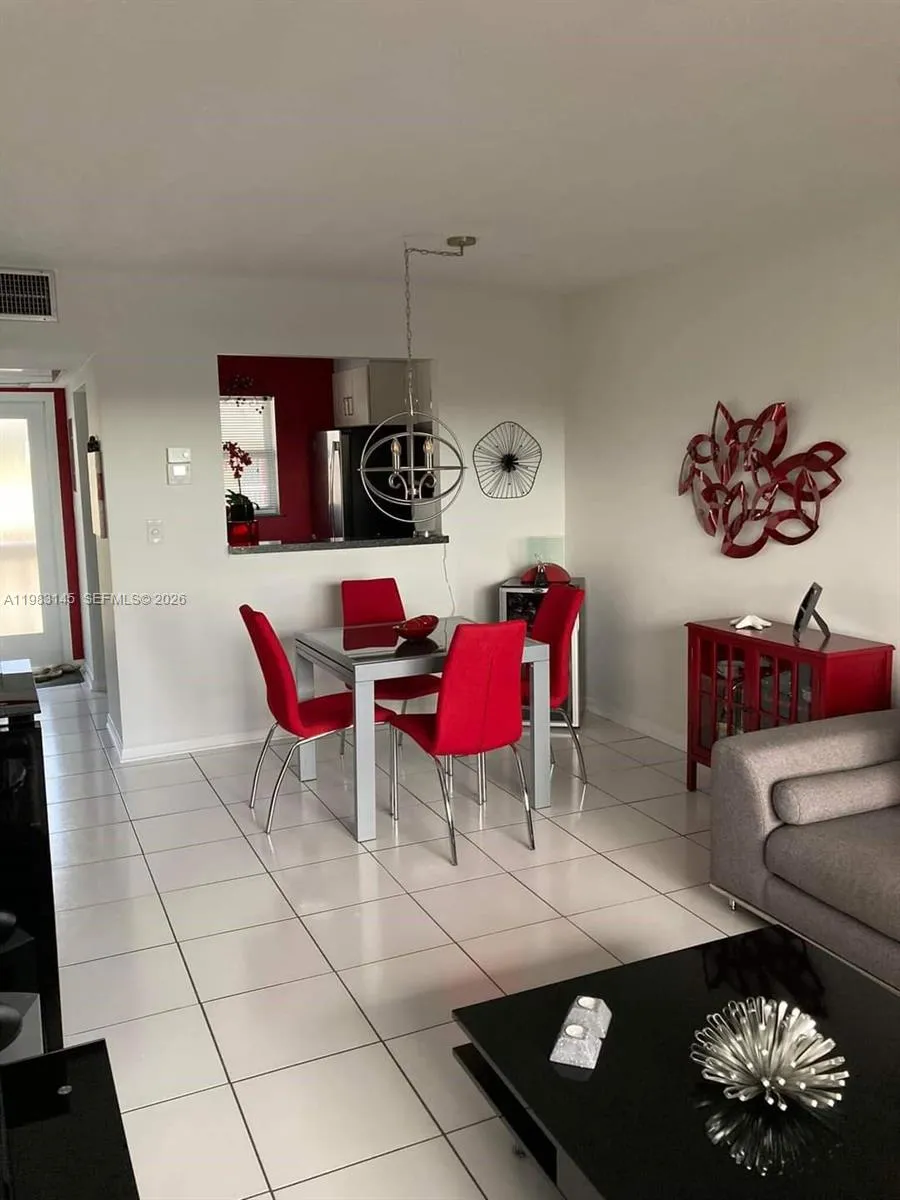 4341 Nw 16th St 308, Lauderhill, Florida 33313, Lauderhill, Florida 33313, 1 Bedroom Bedrooms, ,1 BathroomBathrooms,Residential,For Sale,4341 Nw 16th St 308, Lauderhill, Florida 33313,A11983145