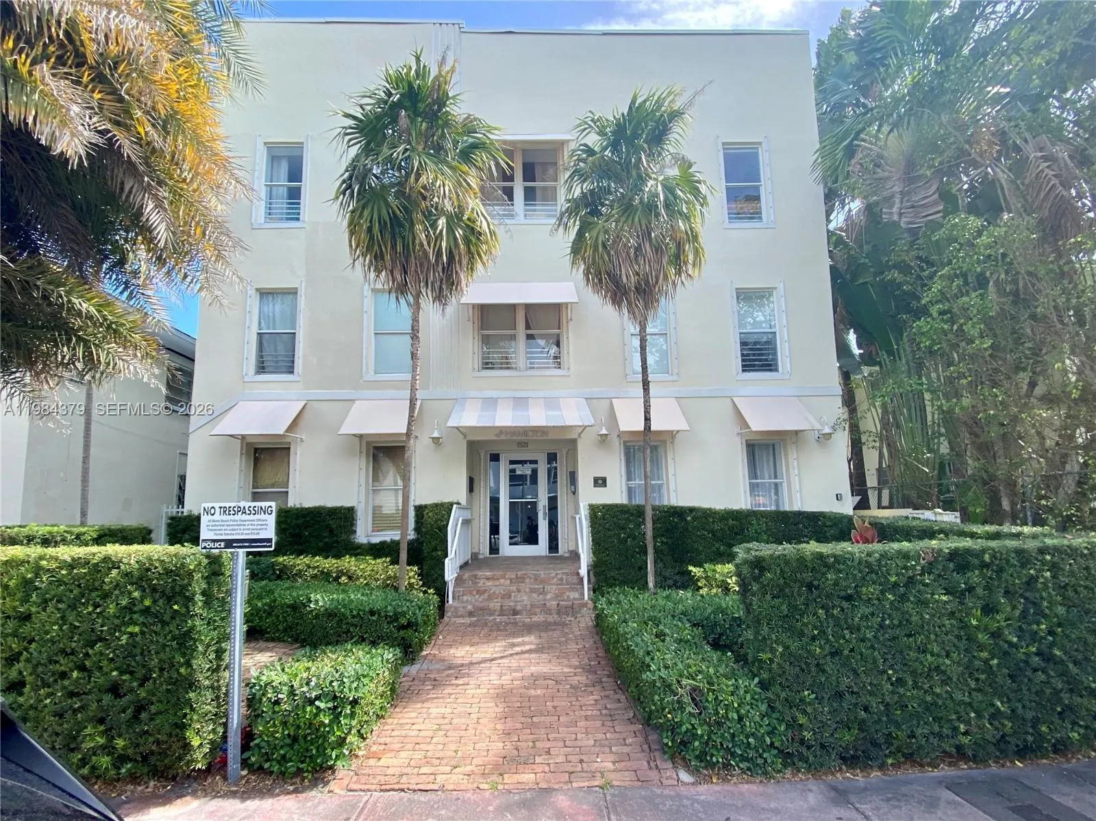 1521 Lenox Ave 106, Miami Beach, Florida 33139, Miami Beach, Florida 33139, 1 Bedroom Bedrooms, ,1 BathroomBathrooms,Residential Lease,For Rent,1521 Lenox Ave 106, Miami Beach, Florida 33139,A11984379