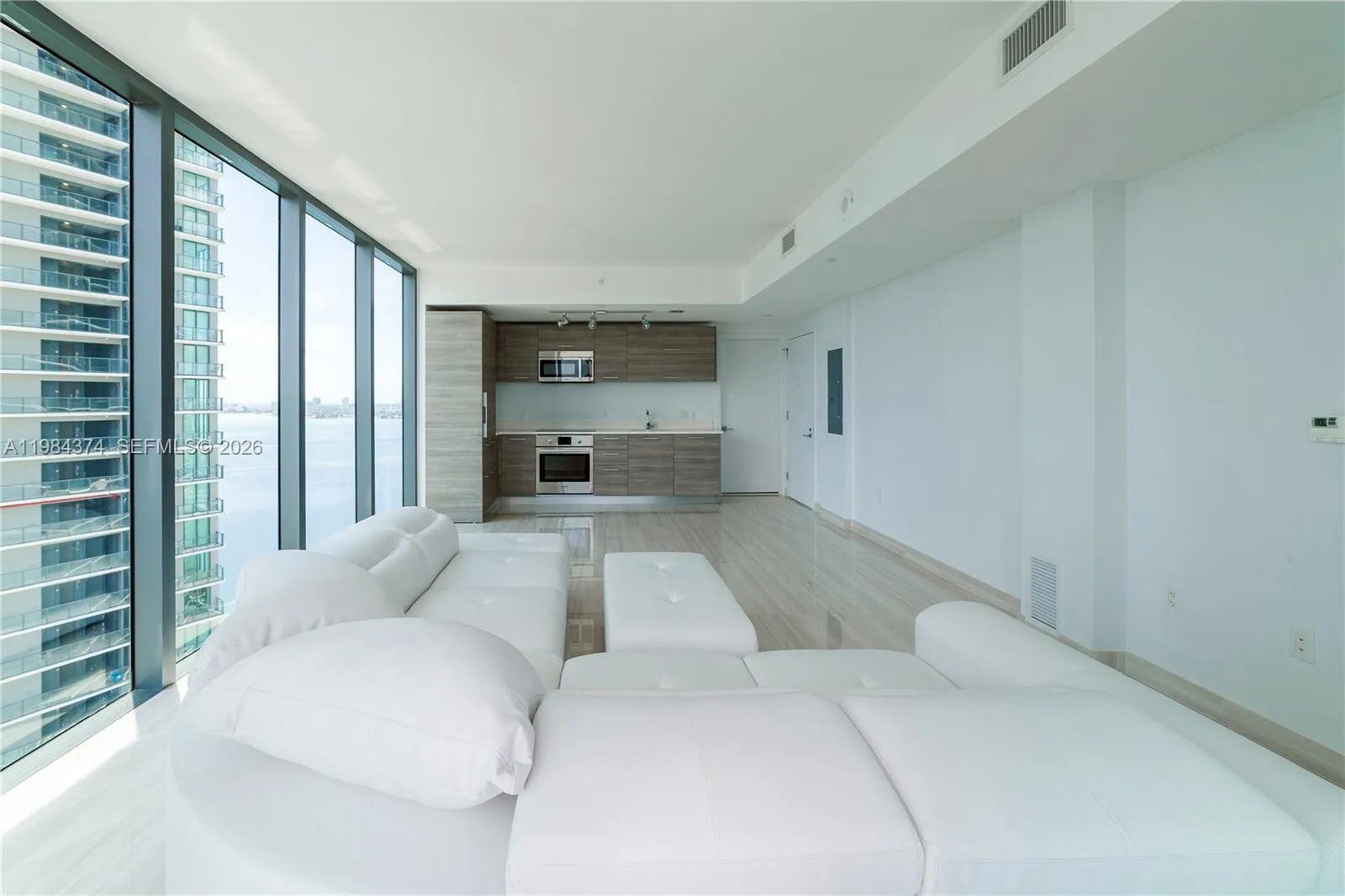 650 Ne 32nd St 2808, Miami, Florida 33137, Miami, Florida 33137, 1 Bedroom Bedrooms, ,1 BathroomBathrooms,Residential Lease,For Rent,650 Ne 32nd St 2808, Miami, Florida 33137,A11984374