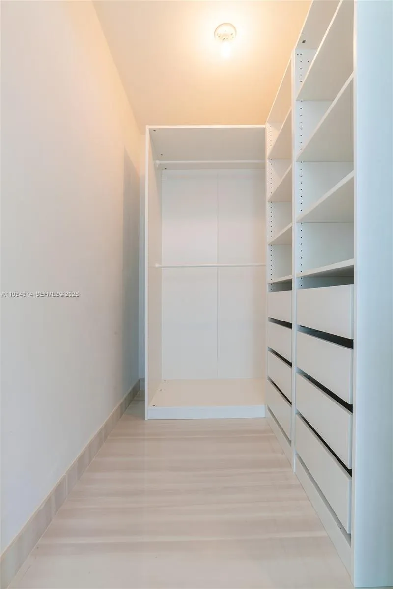650 Ne 32nd St 2808, Miami, Florida 33137, Miami, Florida 33137, 1 Bedroom Bedrooms, ,1 BathroomBathrooms,Residential Lease,For Rent,650 Ne 32nd St 2808, Miami, Florida 33137,A11984374