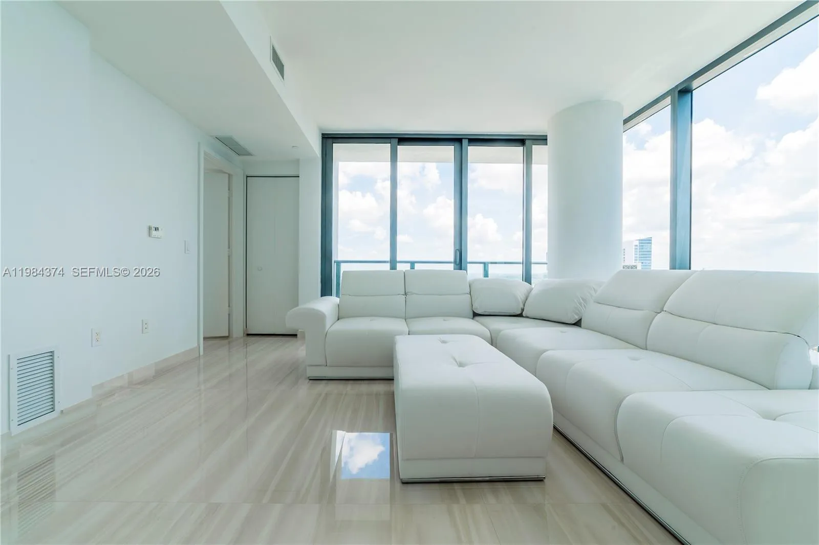 650 Ne 32nd St 2808, Miami, Florida 33137, Miami, Florida 33137, 1 Bedroom Bedrooms, ,1 BathroomBathrooms,Residential Lease,For Rent,650 Ne 32nd St 2808, Miami, Florida 33137,A11984374