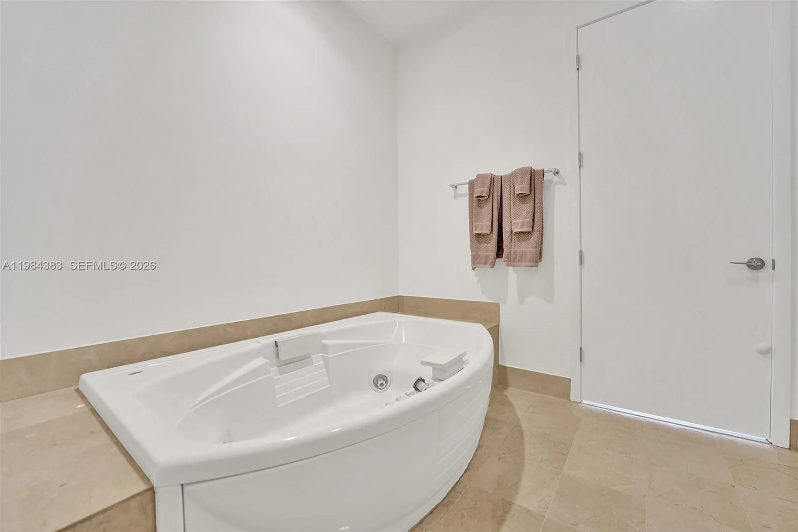 18101 Collins Ave Ph206, Sunny Isles Beach, Florid, Sunny Isles Beach, Florida 33160, 1 Bedroom Bedrooms, ,1 BathroomBathrooms,Residential Lease,For Rent,18101 Collins Ave Ph206, Sunny Isles Beach, Florid,A11984383