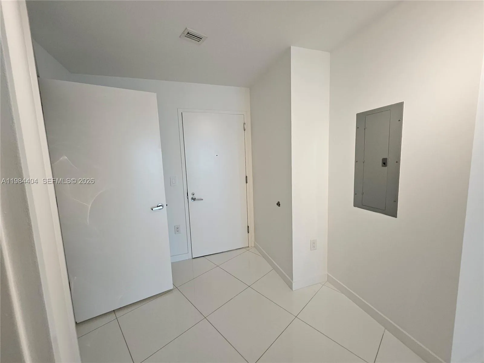 851 Ne 1st Ave 4000, Miami, Florida 33132, Miami, Florida 33132, 1 Bedroom Bedrooms, ,2 BathroomsBathrooms,Residential Lease,For Rent,851 Ne 1st Ave 4000, Miami, Florida 33132,A11984404