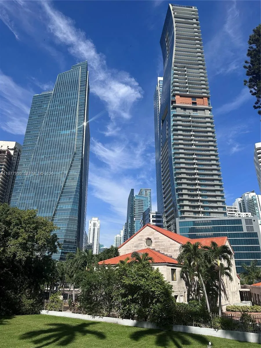 1541 Brickell Ave B403, Miami, Florida 33129, Miami, Florida 33129, 2 Bedrooms Bedrooms, ,2 BathroomsBathrooms,Residential Lease,For Rent,1541 Brickell Ave B403, Miami, Florida 33129,A11977939