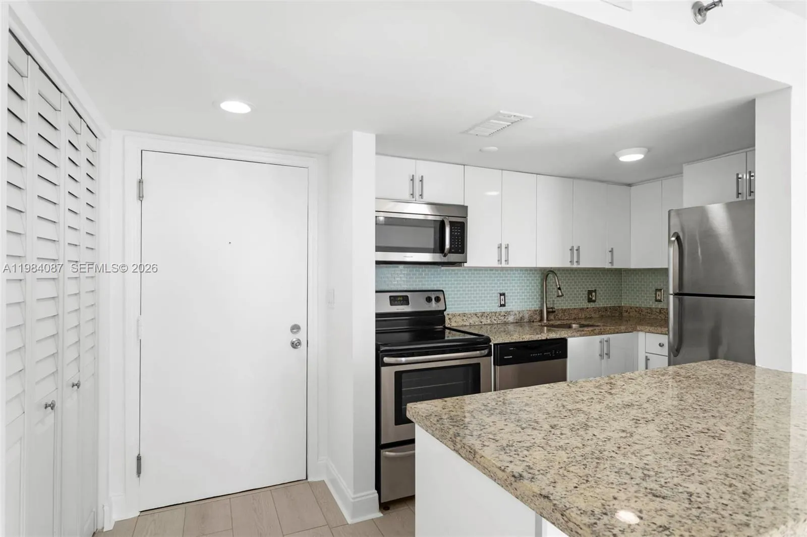 770 Claughton Island Dr 1508, Miami, Florida 33131, Miami, Florida 33131, 1 Bedroom Bedrooms, ,1 BathroomBathrooms,Residential Lease,For Rent,770 Claughton Island Dr 1508, Miami, Florida 33131,A11984087