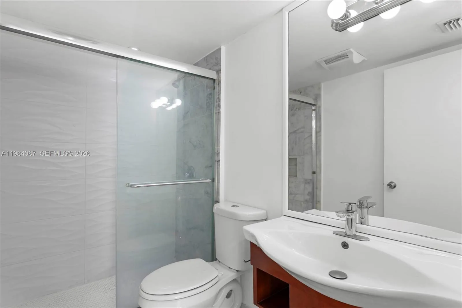 770 Claughton Island Dr 1508, Miami, Florida 33131, Miami, Florida 33131, 1 Bedroom Bedrooms, ,1 BathroomBathrooms,Residential Lease,For Rent,770 Claughton Island Dr 1508, Miami, Florida 33131,A11984087