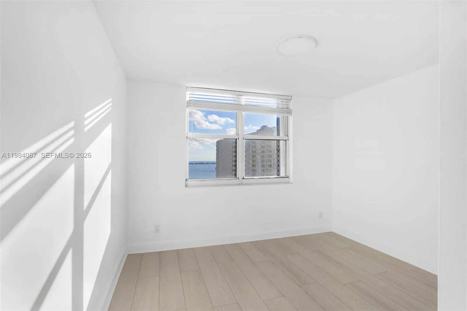 770 Claughton Island Dr 1508, Miami, Florida 33131, Miami, Florida 33131, 1 Bedroom Bedrooms, ,1 BathroomBathrooms,Residential Lease,For Rent,770 Claughton Island Dr 1508, Miami, Florida 33131,A11984087
