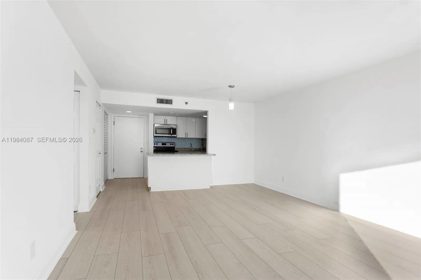 770 Claughton Island Dr 1508, Miami, Florida 33131, Miami, Florida 33131, 1 Bedroom Bedrooms, ,1 BathroomBathrooms,Residential Lease,For Rent,770 Claughton Island Dr 1508, Miami, Florida 33131,A11984087