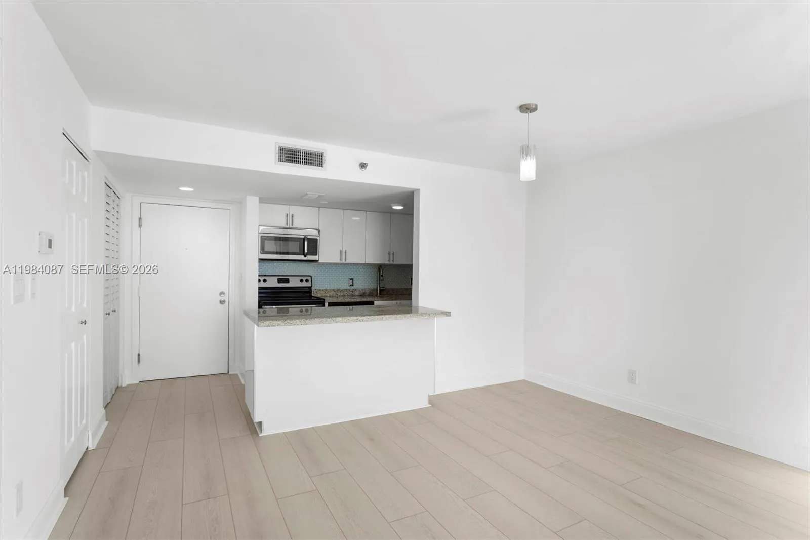770 Claughton Island Dr 1508, Miami, Florida 33131, Miami, Florida 33131, 1 Bedroom Bedrooms, ,1 BathroomBathrooms,Residential Lease,For Rent,770 Claughton Island Dr 1508, Miami, Florida 33131,A11984087