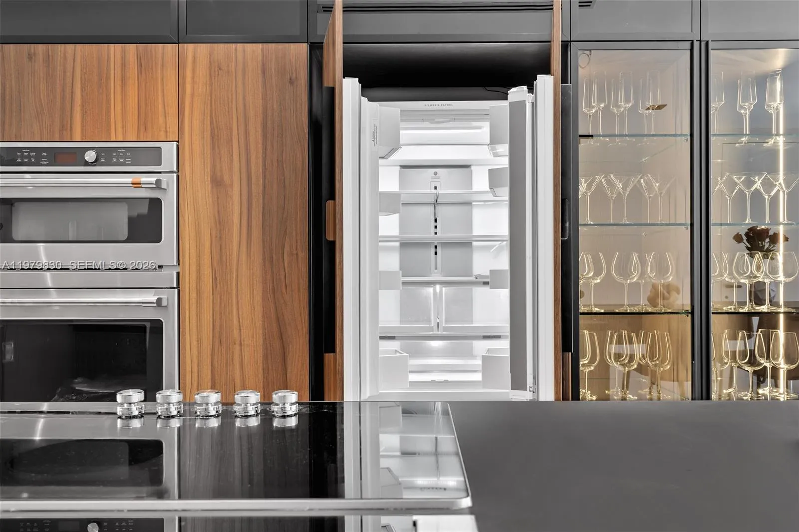 2500 Bayview Dr, Fort Lauderdale, Florida 33305, Fort Lauderdale, Florida 33305, 5 Bedrooms Bedrooms, ,4 BathroomsBathrooms,Residential Lease,For Rent,2500 Bayview Dr, Fort Lauderdale, Florida 33305,A11979830