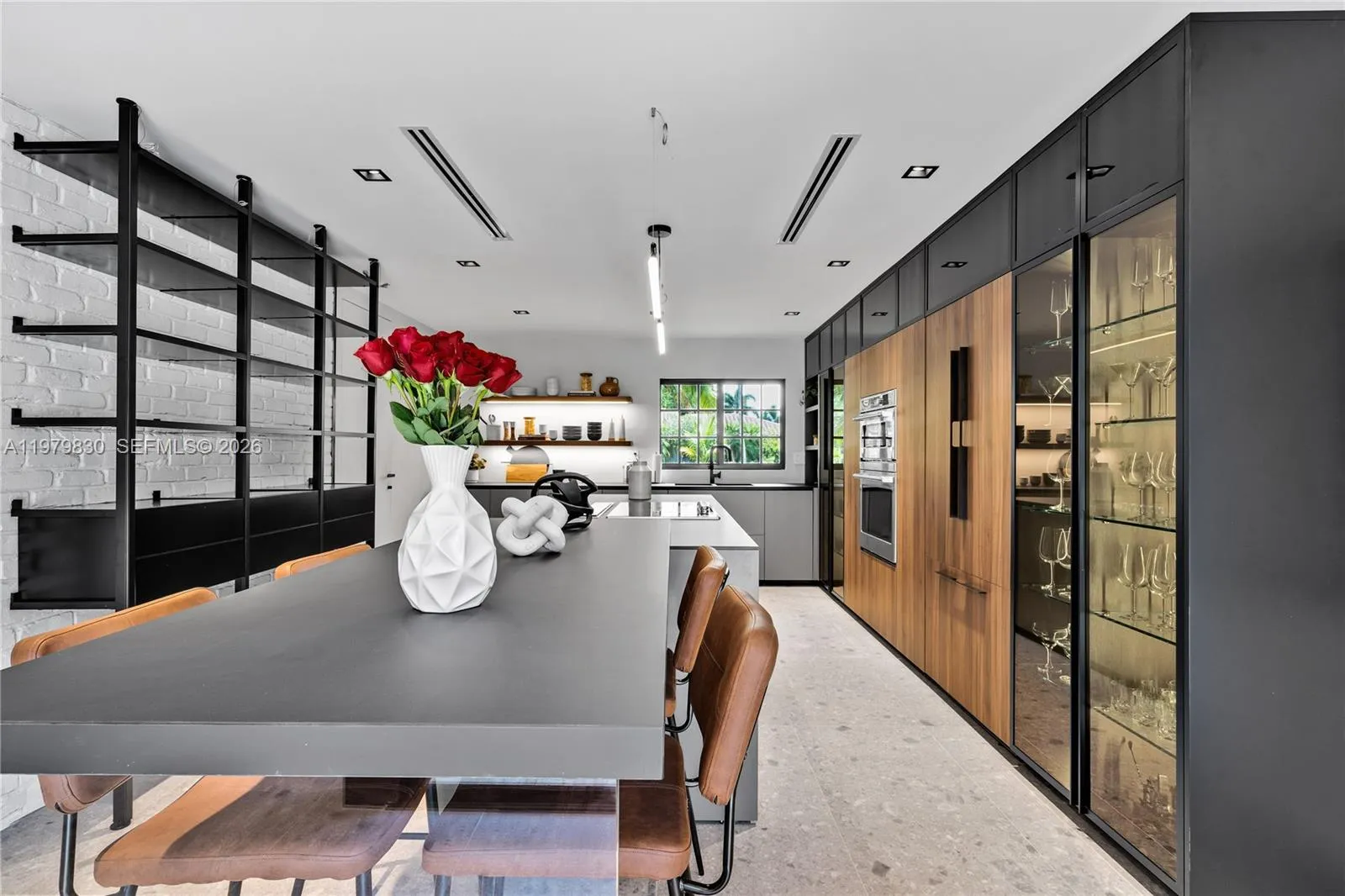 2500 Bayview Dr, Fort Lauderdale, Florida 33305, Fort Lauderdale, Florida 33305, 5 Bedrooms Bedrooms, ,4 BathroomsBathrooms,Residential Lease,For Rent,2500 Bayview Dr, Fort Lauderdale, Florida 33305,A11979830