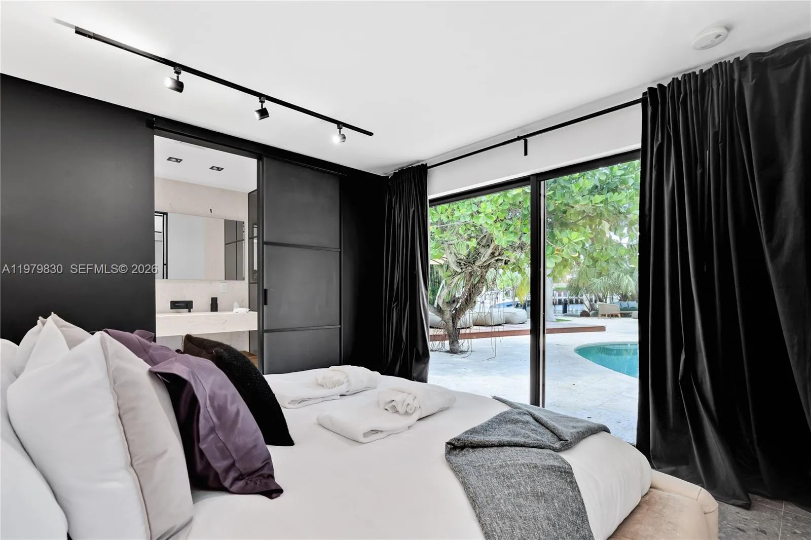 2500 Bayview Dr, Fort Lauderdale, Florida 33305, Fort Lauderdale, Florida 33305, 5 Bedrooms Bedrooms, ,4 BathroomsBathrooms,Residential Lease,For Rent,2500 Bayview Dr, Fort Lauderdale, Florida 33305,A11979830