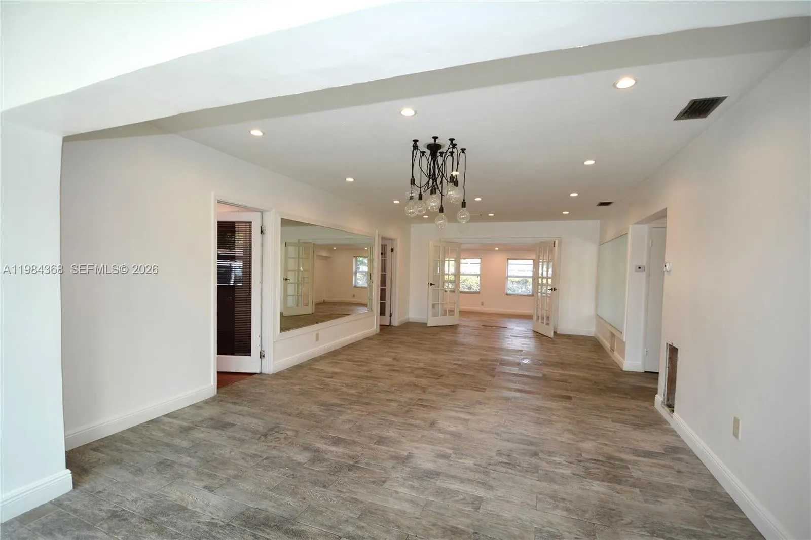 16921 Ne 6th Ave, North Miami Beach, Florida 33162, North Miami Beach, Florida 33162, ,Commercial Lease,For Rent,16921 Ne 6th Ave, North Miami Beach, Florida 33162,A11984368