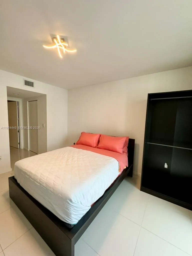 5252 Nw 85th Ave 1407, Doral, Florida 33166, Doral, Florida 33166, 1 Bedroom Bedrooms, ,1 BathroomBathrooms,Residential Lease,For Rent,5252 Nw 85th Ave 1407, Doral, Florida 33166,A11984440