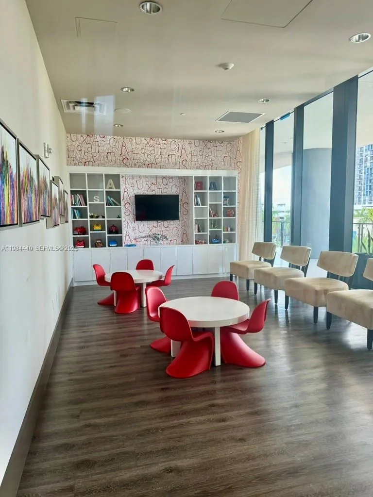 5252 Nw 85th Ave 1407, Doral, Florida 33166, Doral, Florida 33166, 1 Bedroom Bedrooms, ,1 BathroomBathrooms,Residential Lease,For Rent,5252 Nw 85th Ave 1407, Doral, Florida 33166,A11984440