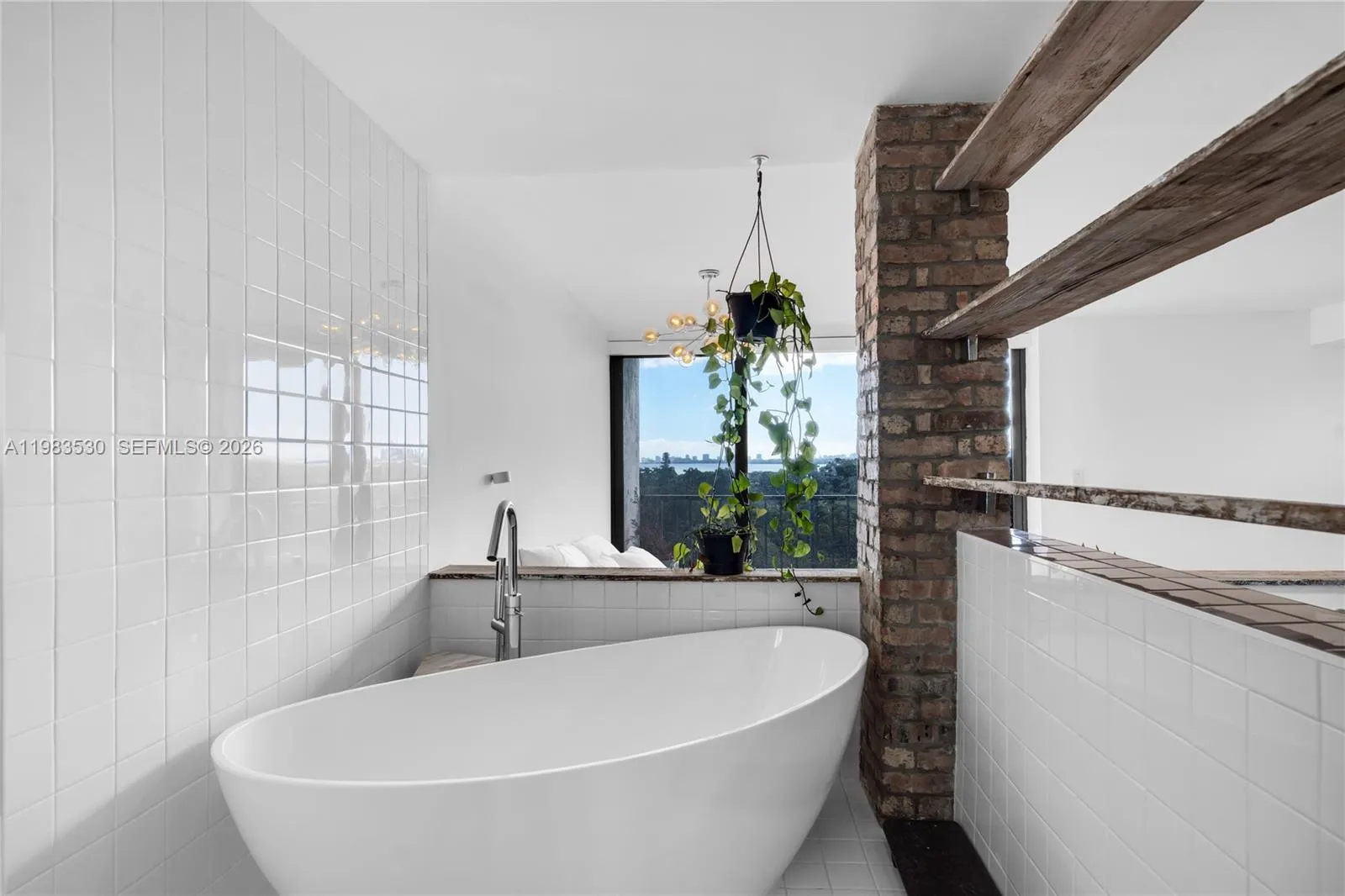 5701 Biscayne Blvd Ph-9, Miami, Florida 33137, Miami, Florida 33137, 4 Bedrooms Bedrooms, ,3 BathroomsBathrooms,Residential Lease,For Rent,5701 Biscayne Blvd Ph-9, Miami, Florida 33137,A11983530