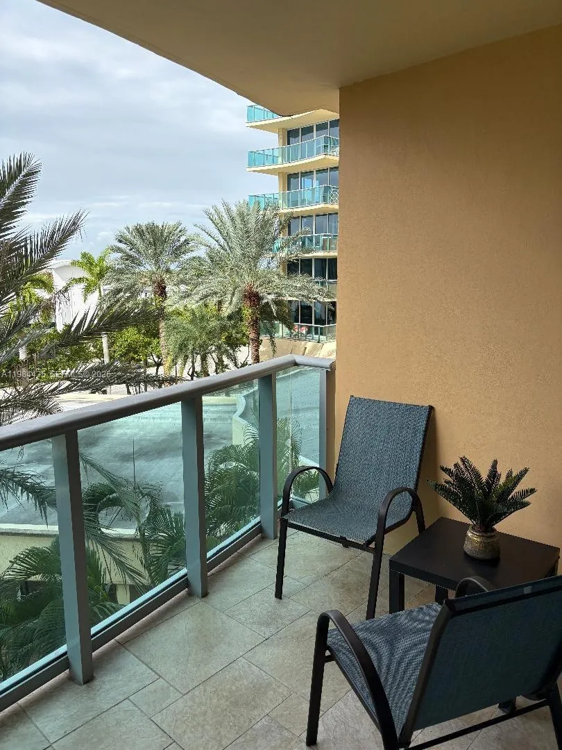 2501 S Ocean Dr 429, Hollywood, Florida 33019, Hollywood, Florida 33019, 1 Bedroom Bedrooms, ,1 BathroomBathrooms,Residential Lease,For Rent,2501 S Ocean Dr 429, Hollywood, Florida 33019,A11984435