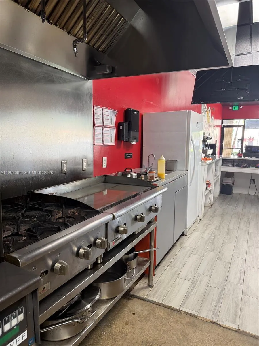 9610 Pines Blvd, Pembroke Pines, Florida 33024, Pembroke Pines, Florida 33024, ,Business Opportunity,For Sale,9610 Pines Blvd, Pembroke Pines, Florida 33024,A11983098