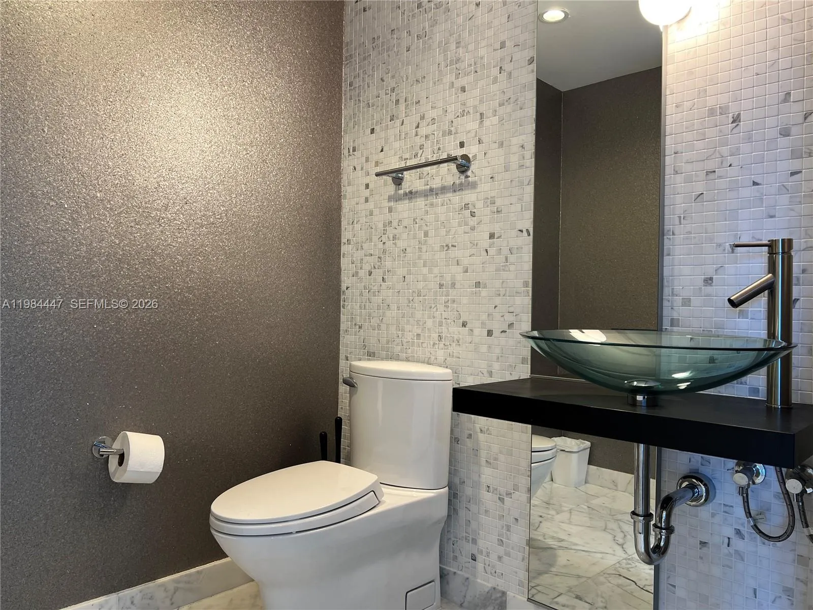 200 Biscayne Boulevard Way 3610, Miami, Florida 33, Miami, Florida 33131, 1 Bedroom Bedrooms, ,1 BathroomBathrooms,Residential Lease,For Rent,200 Biscayne Boulevard Way 3610, Miami, Florida 33,A11984447