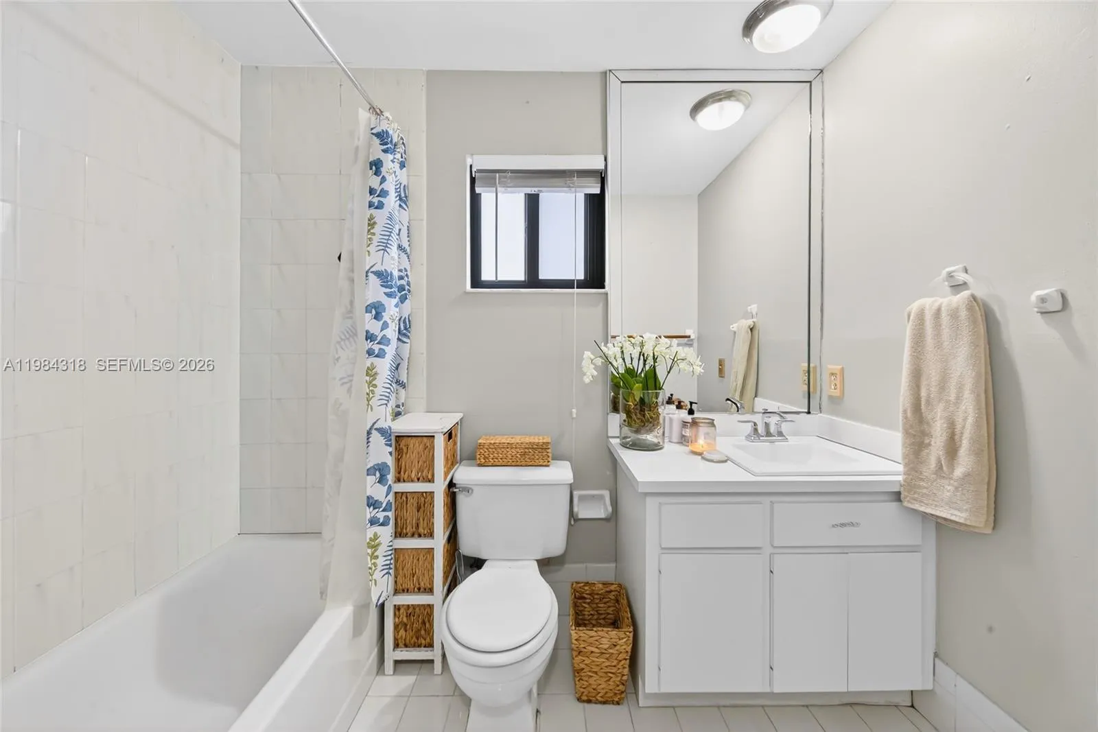 17990 Sw 134th Ct, Miami, Florida 33177, Miami, Florida 33177, 4 Bedrooms Bedrooms, ,2 BathroomsBathrooms,Residential,For Sale,17990 Sw 134th Ct, Miami, Florida 33177,A11984318