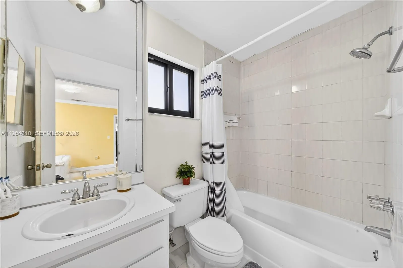 17990 Sw 134th Ct, Miami, Florida 33177, Miami, Florida 33177, 4 Bedrooms Bedrooms, ,2 BathroomsBathrooms,Residential,For Sale,17990 Sw 134th Ct, Miami, Florida 33177,A11984318