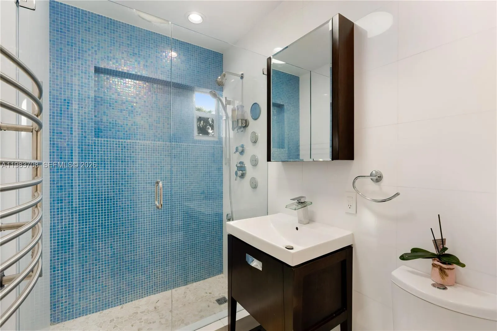 310 Greenwood Dr, Key Biscayne, Florida 33149, Key Biscayne, Florida 33149, 3 Bedrooms Bedrooms, ,2 BathroomsBathrooms,Residential,For Sale,310 Greenwood Dr, Key Biscayne, Florida 33149,A11983708
