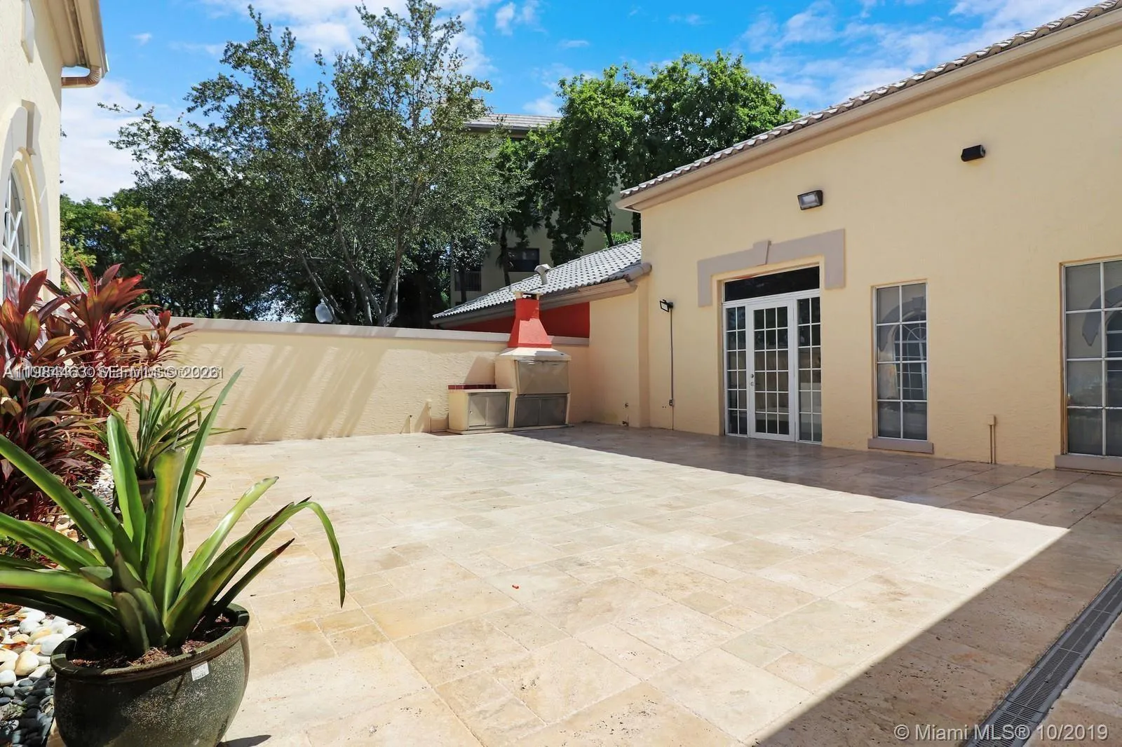 8245 Lake Dr 406, Doral, Florida 33166, Doral, Florida 33166, 1 Bedroom Bedrooms, ,1 BathroomBathrooms,Residential Lease,For Rent,8245 Lake Dr 406, Doral, Florida 33166,A11984463