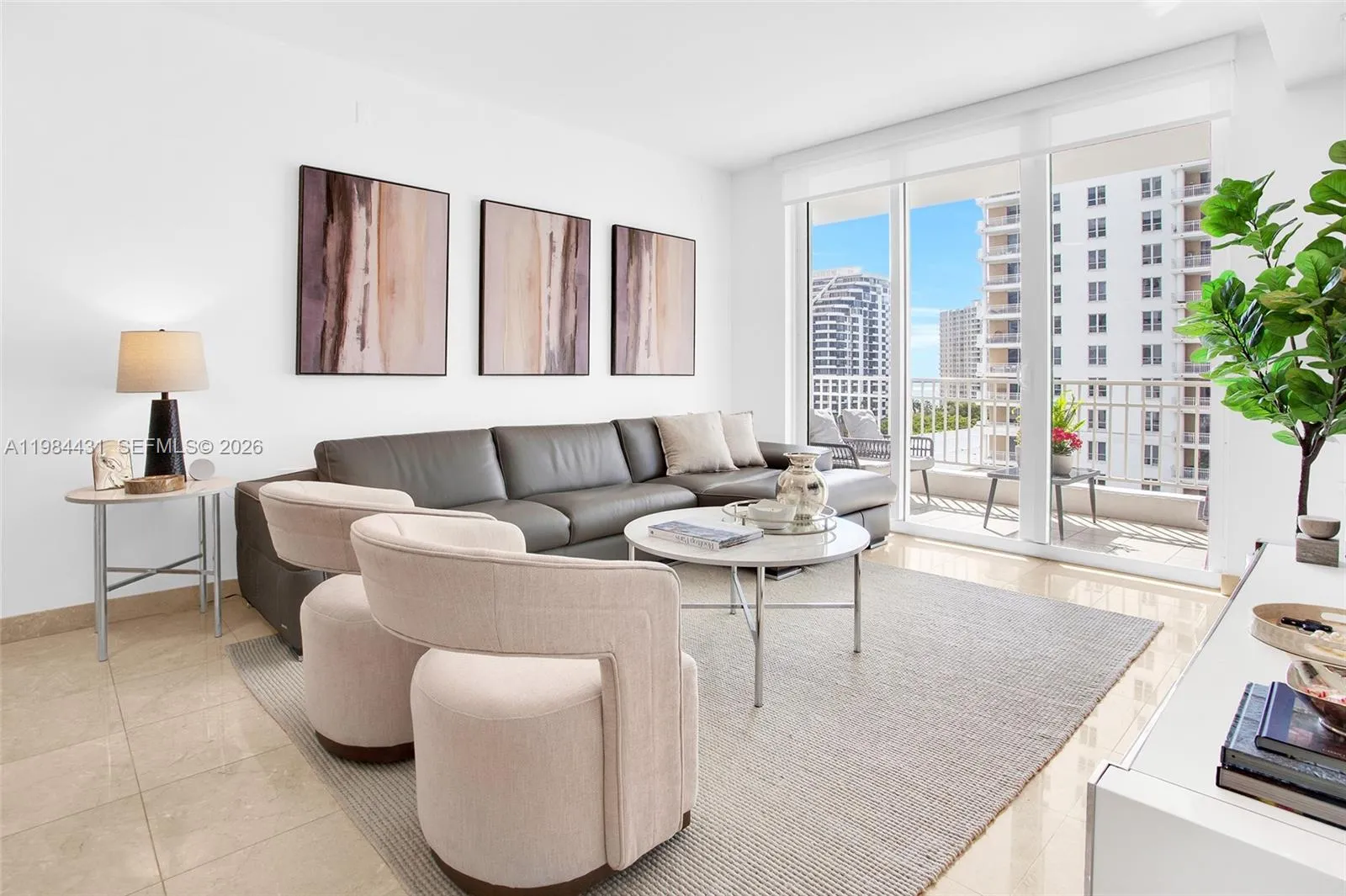 801 Brickell Key Blvd 907, Miami, Florida 33131, Miami, Florida 33131, 1 Bedroom Bedrooms, ,2 BathroomsBathrooms,Residential Lease,For Rent,801 Brickell Key Blvd 907, Miami, Florida 33131,A11984431