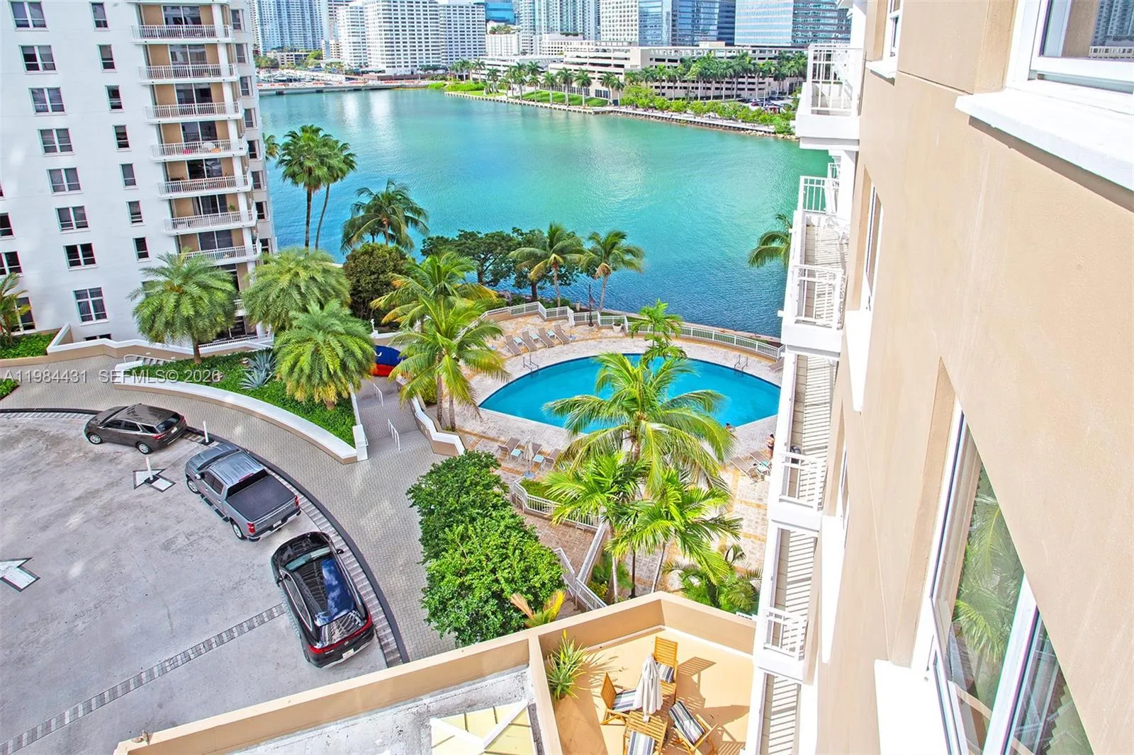 801 Brickell Key Blvd 907, Miami, Florida 33131, Miami, Florida 33131, 1 Bedroom Bedrooms, ,2 BathroomsBathrooms,Residential Lease,For Rent,801 Brickell Key Blvd 907, Miami, Florida 33131,A11984431