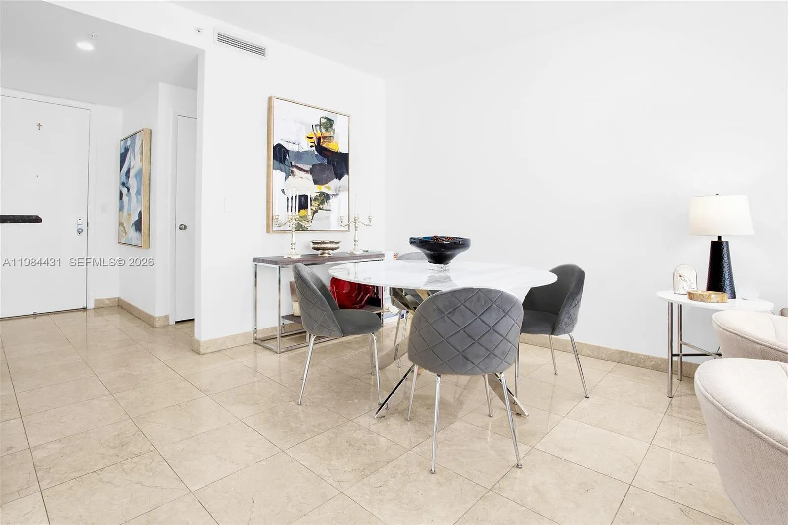 801 Brickell Key Blvd 907, Miami, Florida 33131, Miami, Florida 33131, 1 Bedroom Bedrooms, ,2 BathroomsBathrooms,Residential Lease,For Rent,801 Brickell Key Blvd 907, Miami, Florida 33131,A11984431