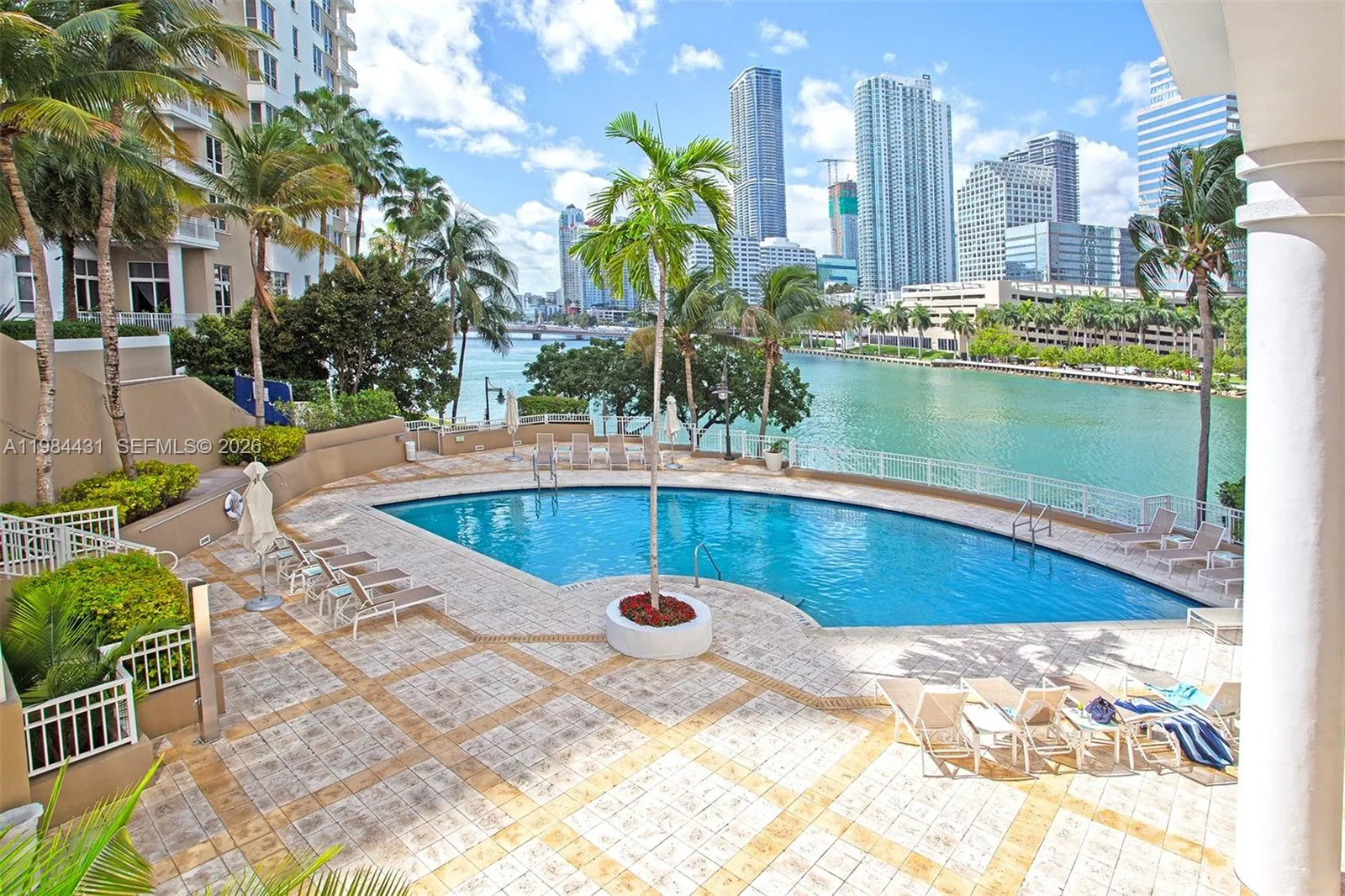 801 Brickell Key Blvd 907, Miami, Florida 33131, Miami, Florida 33131, 1 Bedroom Bedrooms, ,2 BathroomsBathrooms,Residential Lease,For Rent,801 Brickell Key Blvd 907, Miami, Florida 33131,A11984431