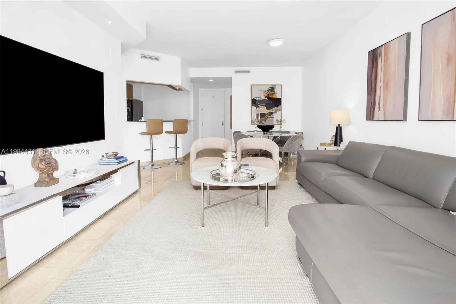 801 Brickell Key Blvd 907, Miami, Florida 33131, Miami, Florida 33131, 1 Bedroom Bedrooms, ,2 BathroomsBathrooms,Residential Lease,For Rent,801 Brickell Key Blvd 907, Miami, Florida 33131,A11984431
