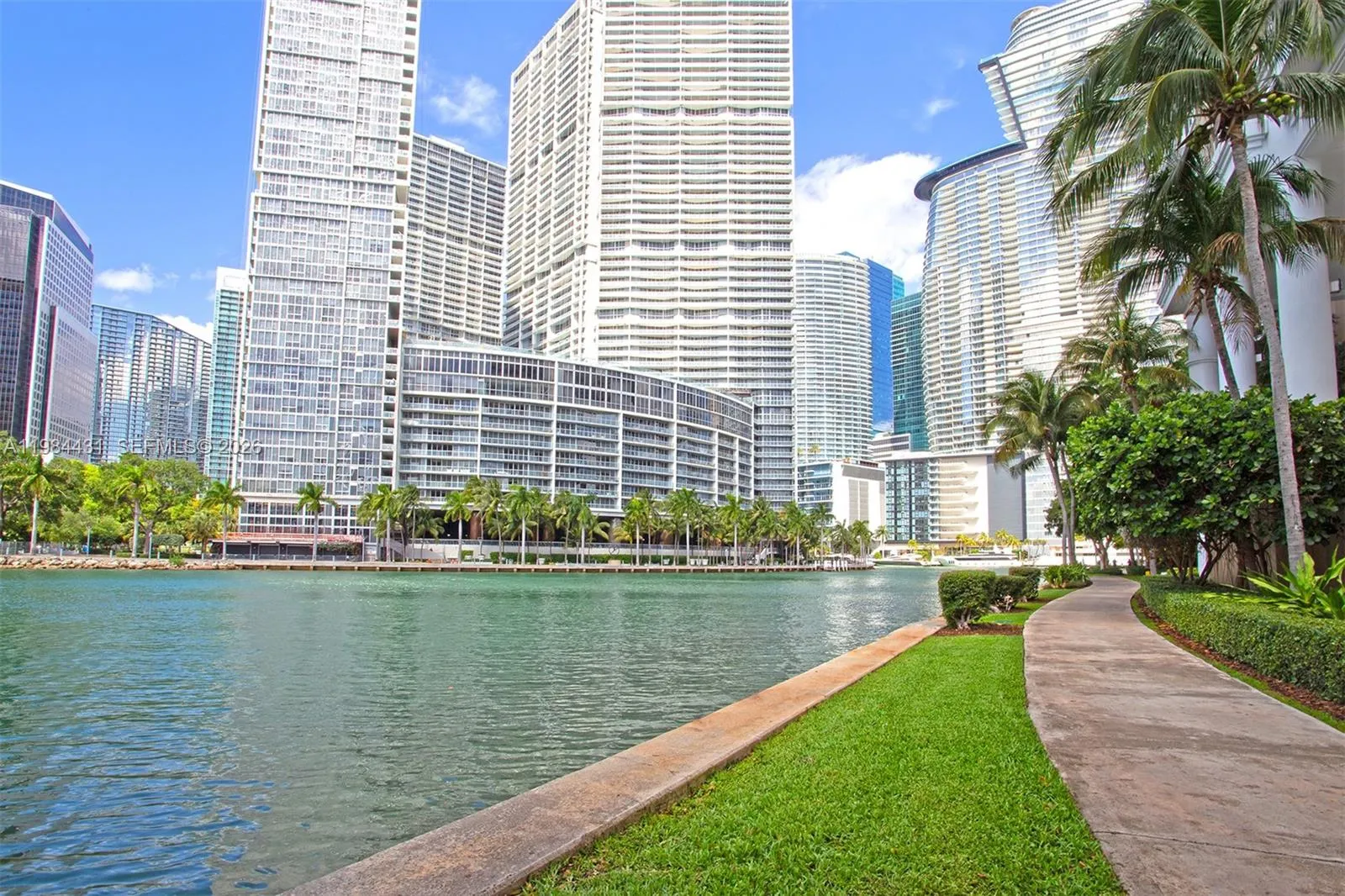 801 Brickell Key Blvd 907, Miami, Florida 33131, Miami, Florida 33131, 1 Bedroom Bedrooms, ,2 BathroomsBathrooms,Residential Lease,For Rent,801 Brickell Key Blvd 907, Miami, Florida 33131,A11984431