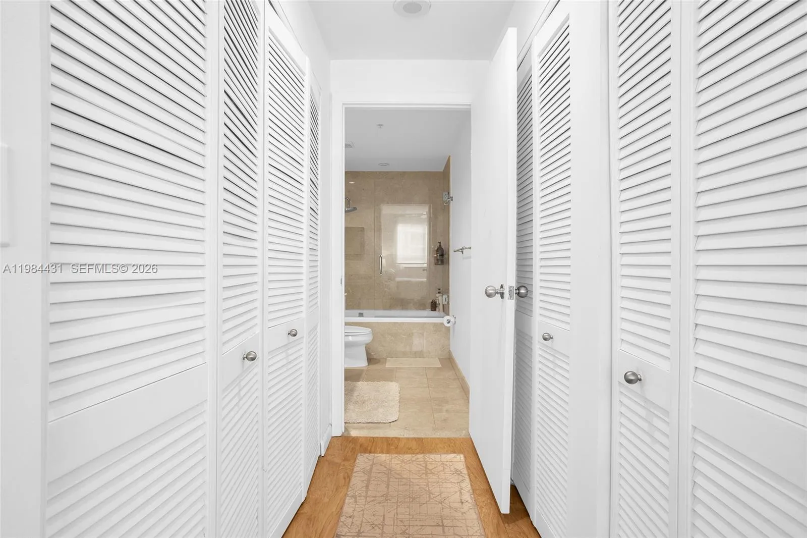 801 Brickell Key Blvd 907, Miami, Florida 33131, Miami, Florida 33131, 1 Bedroom Bedrooms, ,2 BathroomsBathrooms,Residential Lease,For Rent,801 Brickell Key Blvd 907, Miami, Florida 33131,A11984431