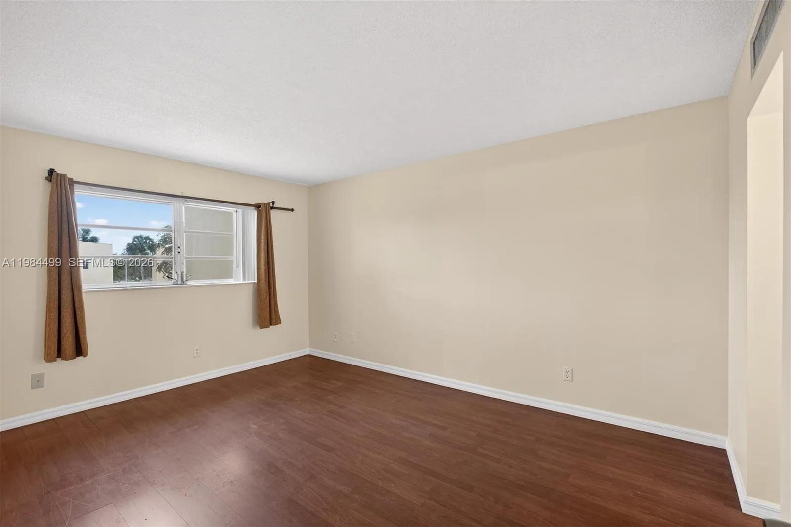 6070 Nw 64th Ave 308, Tamarac, Florida 33319, Tamarac, Florida 33319, 1 Bedroom Bedrooms, ,1 BathroomBathrooms,Residential,For Sale,6070 Nw 64th Ave 308, Tamarac, Florida 33319,A11984499