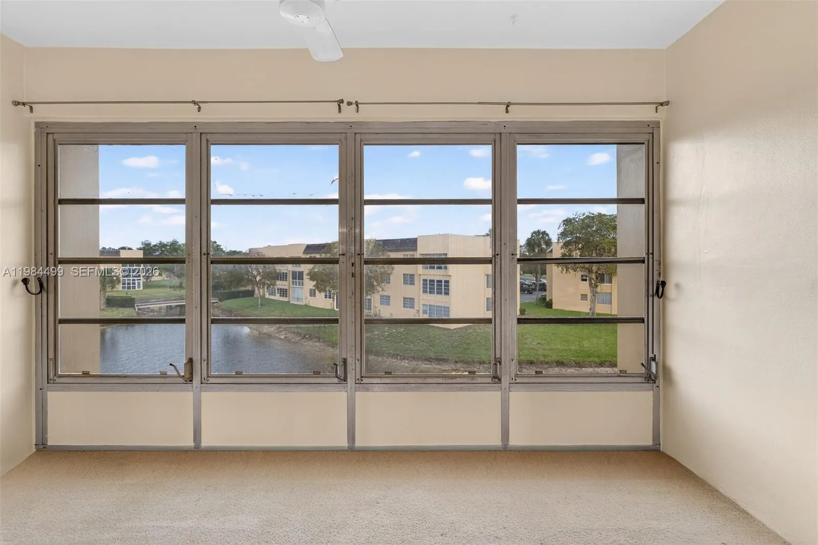 6070 Nw 64th Ave 308, Tamarac, Florida 33319, Tamarac, Florida 33319, 1 Bedroom Bedrooms, ,1 BathroomBathrooms,Residential,For Sale,6070 Nw 64th Ave 308, Tamarac, Florida 33319,A11984499